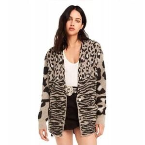 Wildfox Avani Leopard Oversized Cardigan SMALL Sweater Mohair Animal Print EUC